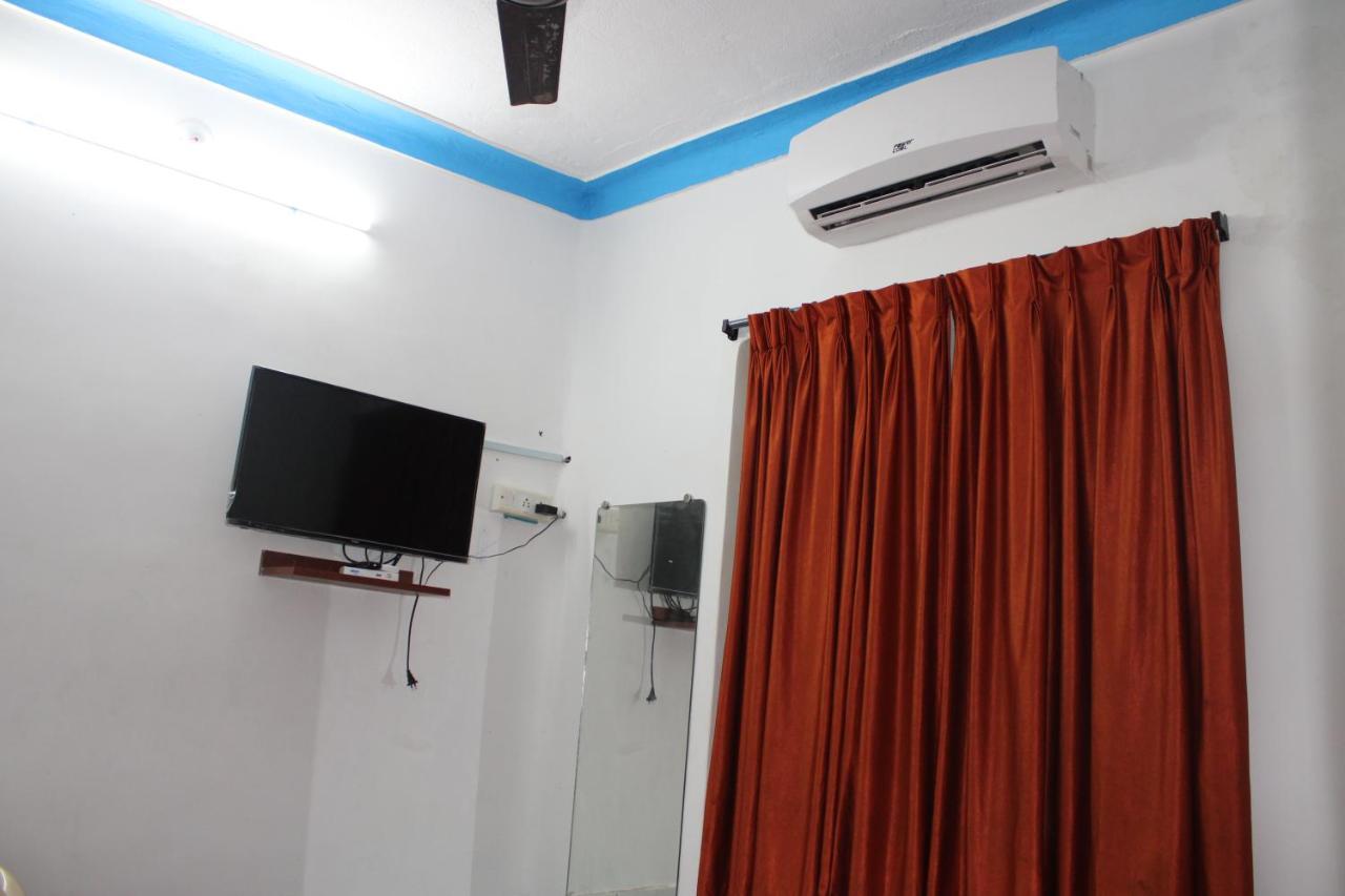 Balaji Guest House Pondicherry Exteriör bild