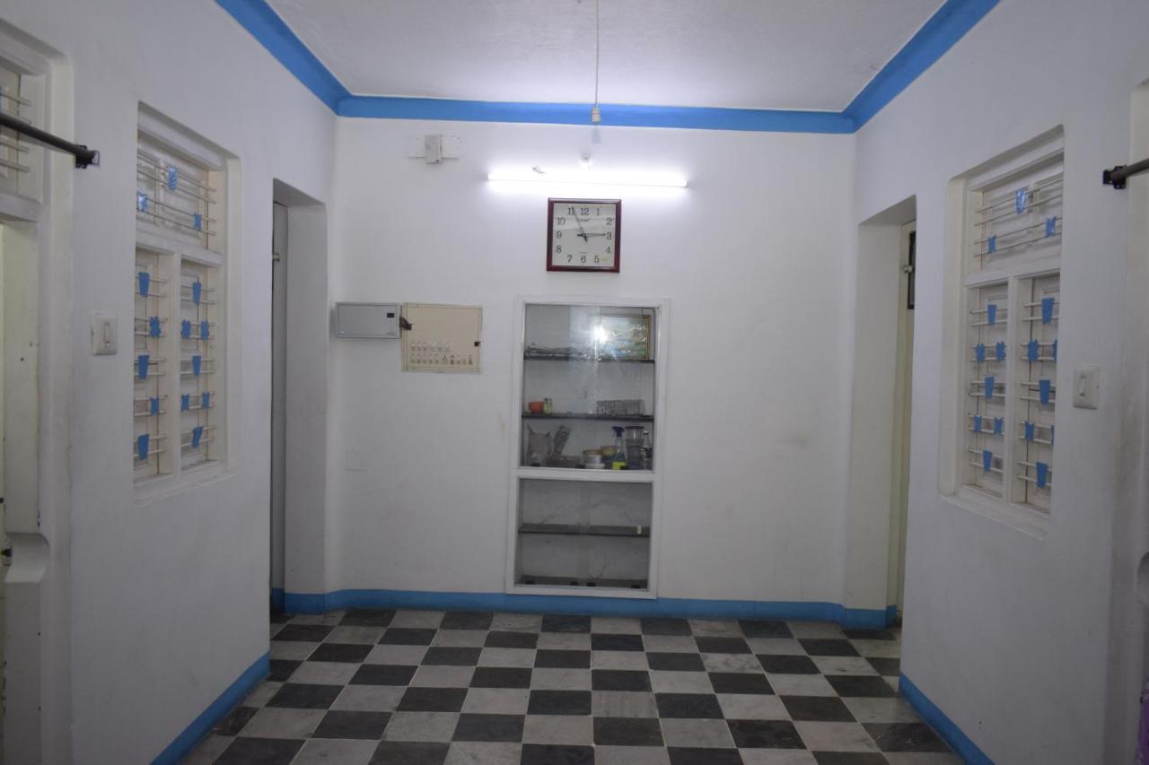 Balaji Guest House Pondicherry Exteriör bild