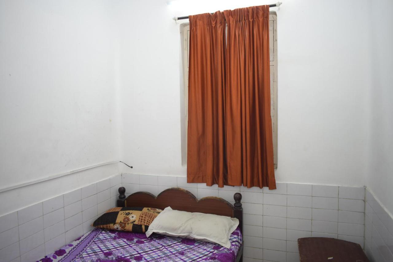 Balaji Guest House Pondicherry Exteriör bild