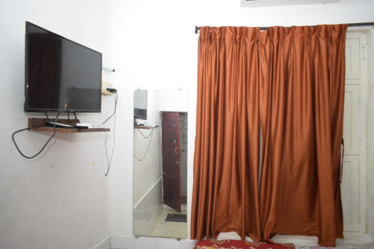 Balaji Guest House Pondicherry Exteriör bild